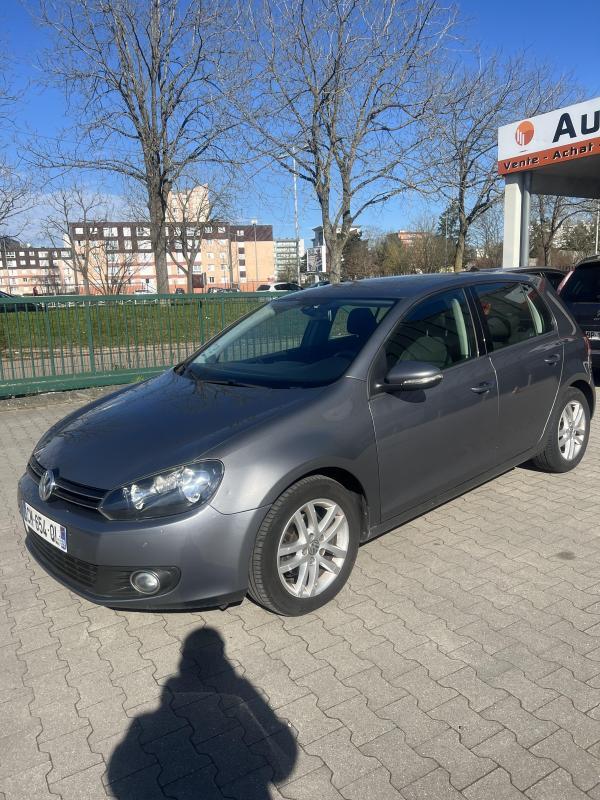 Volkswagen Golf VI 1.6 Tdi 90ch