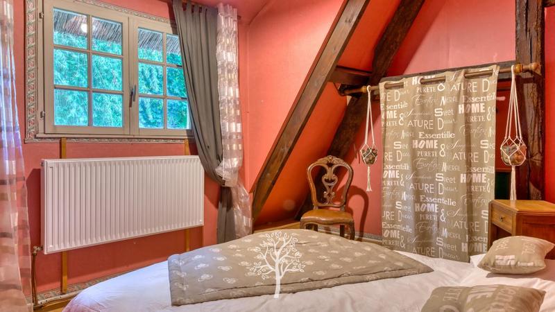 Chaumière - 198 m² - 6 pièces