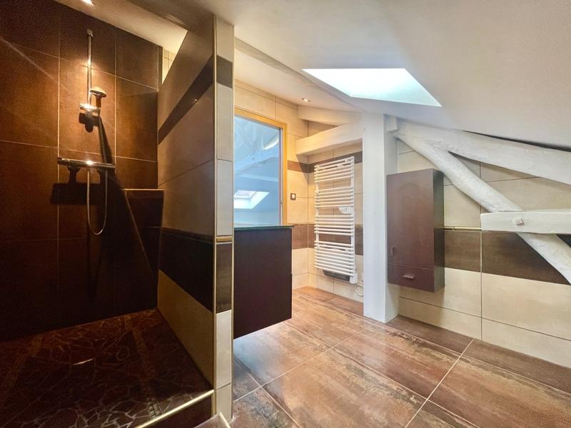 Appartement - 119 m² - 3 pièces