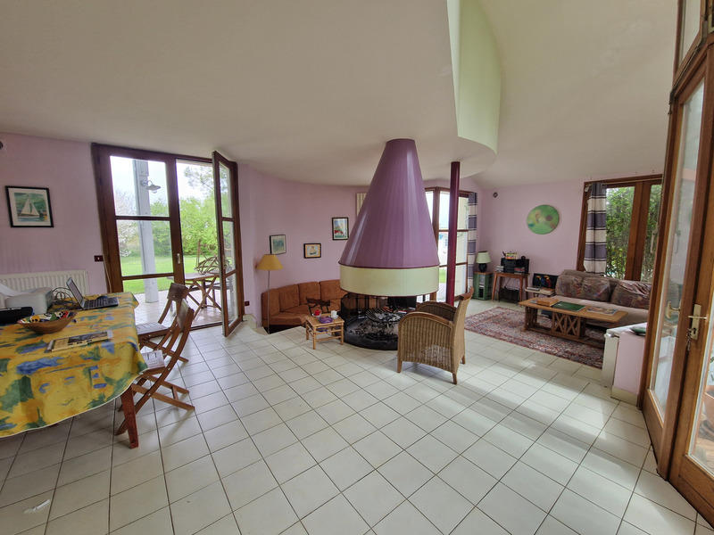 Maison - 246 m² - 10 pièces