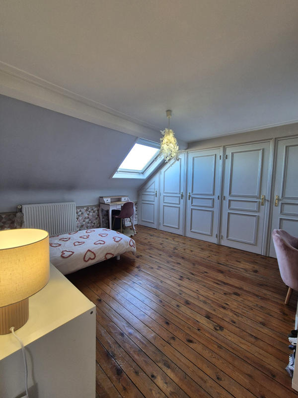 Maison - 310 m² - 10 pièces