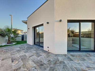Villa - 99 m² - 4 pièces
