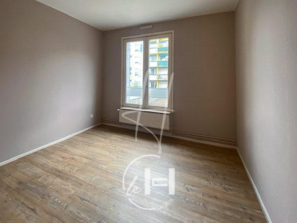Appartement - 88 m² - 4 pièces