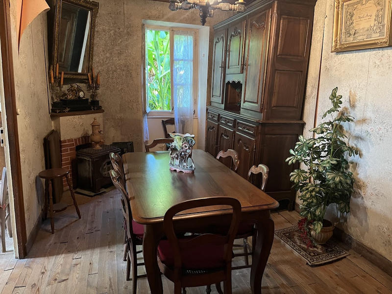 Maison - 75 m² - 5 pièces