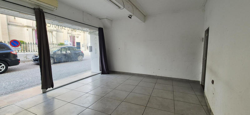 Local commercial - 64 m²