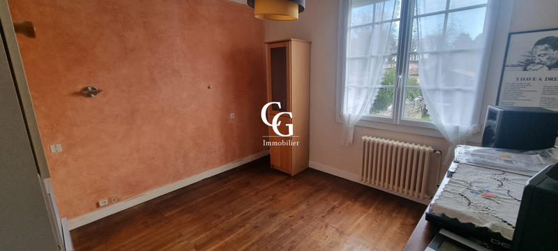 Maison traditionnelle - 96 m² - 7 pièces