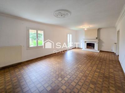 Maison - 161 m² - 6 pièces