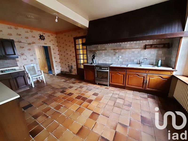 Maison - 230 m² - 9 pièces