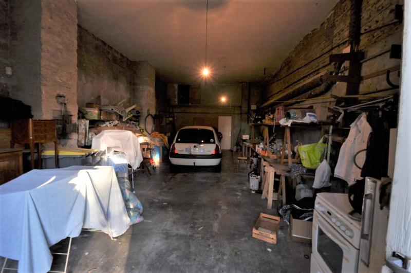 Maison - 416 m² - 11 pièces