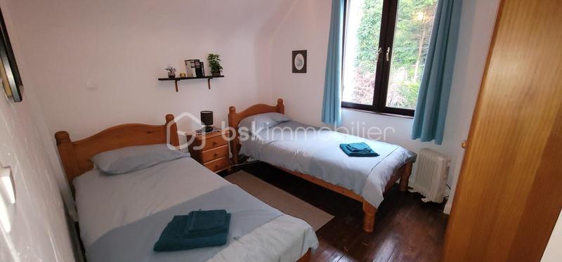 Maison - 172 m² - 8 pièces