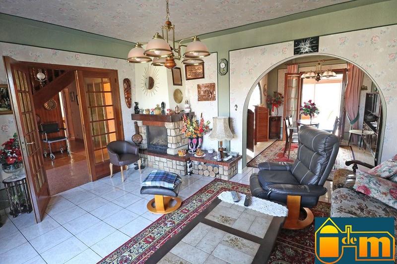 Pavillon - 130 m² - 7 pièces