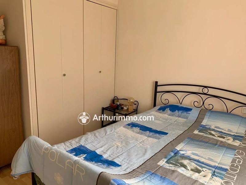 Maison - 177 m² - 9 pièces