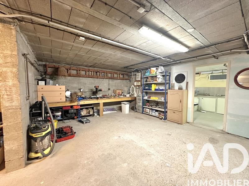 Maison - 182 m² - 7 pièces