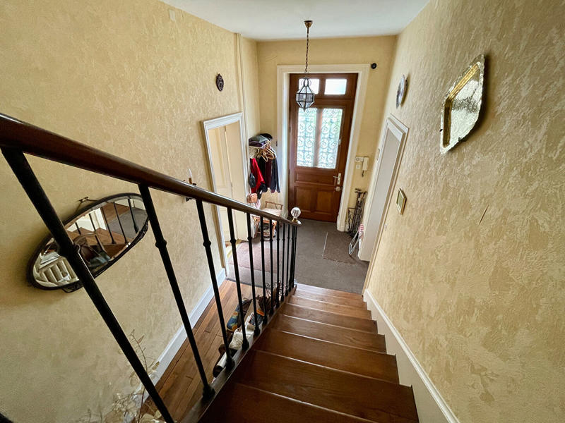 Maison - 105 m² - 5 pièces