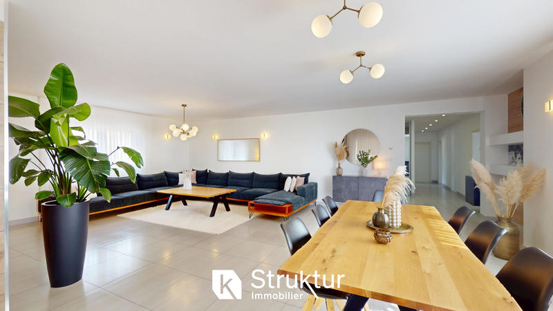 Appartement - 156 m² - 5 pièces