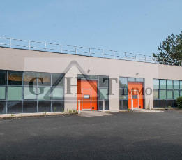 Entrepôt - 2 000 m²