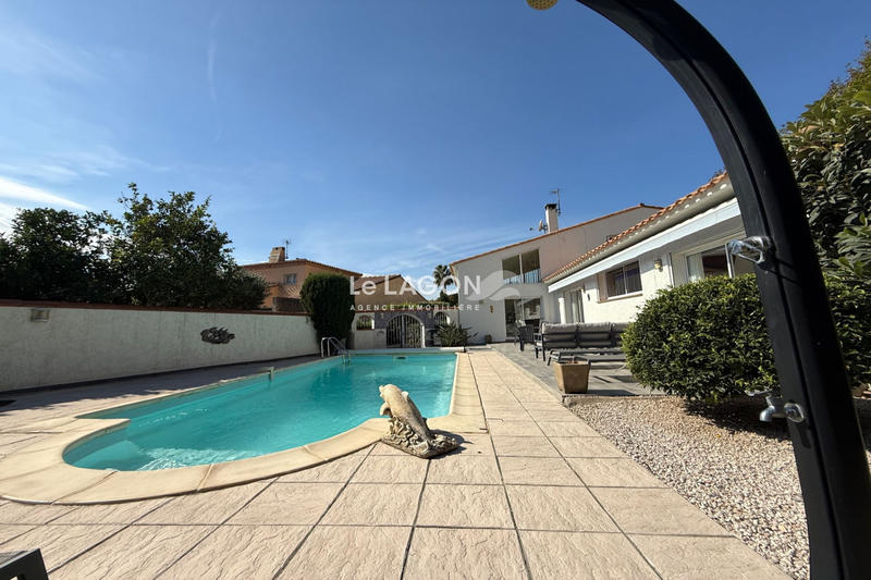 Maison - 236 m² - 4 pièces