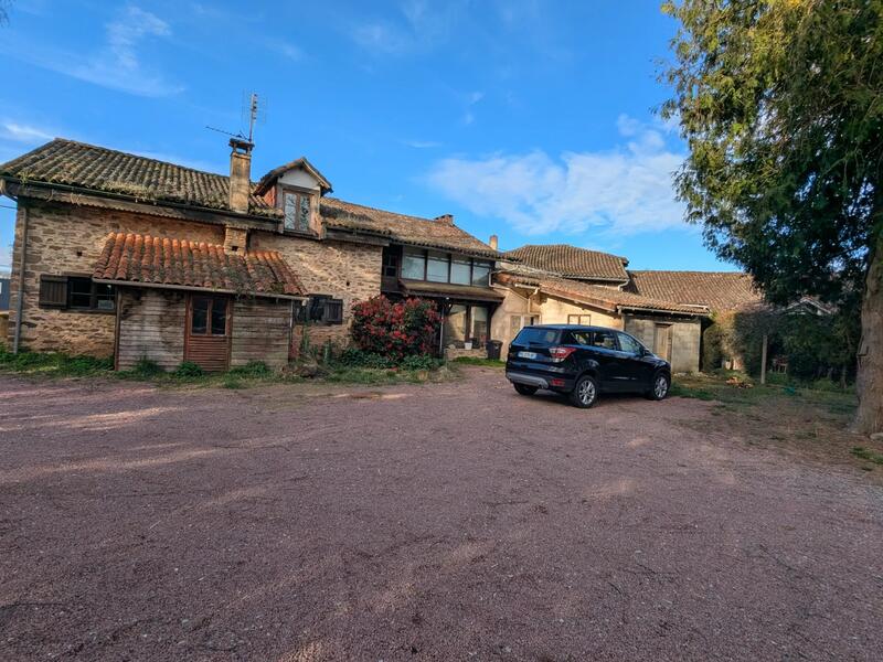 Maison de village - 186 m² - 7 pièces