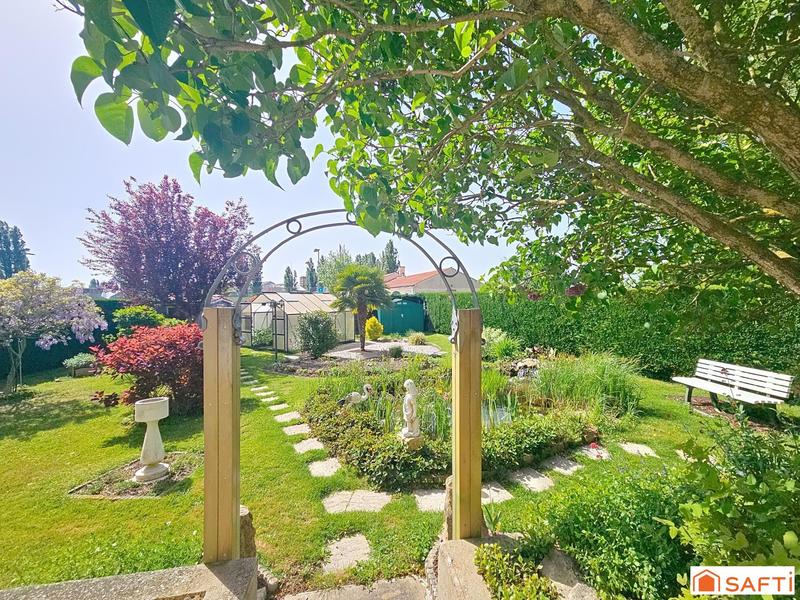 Maison - 136 m² - 7 pièces