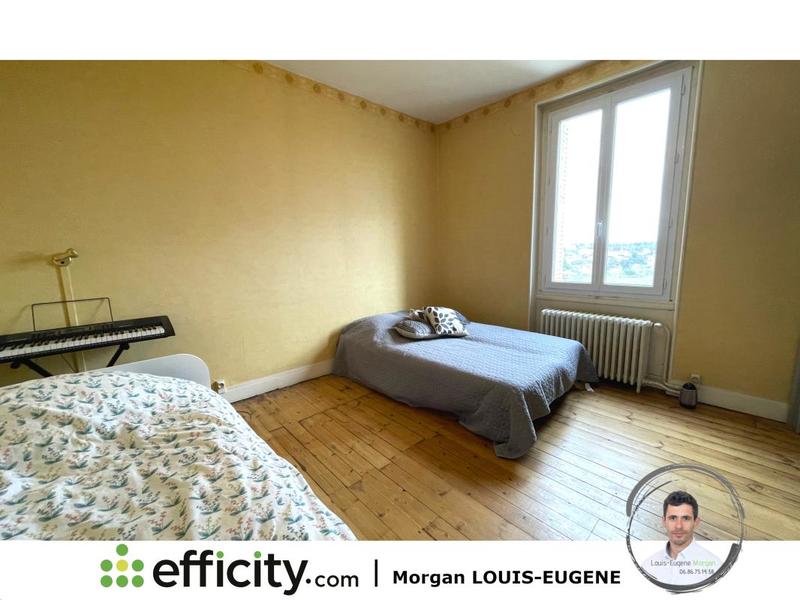 Maison - 272 m² - 8 pièces