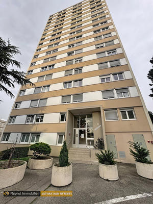 Appartement - 102 m² - 5 pièces