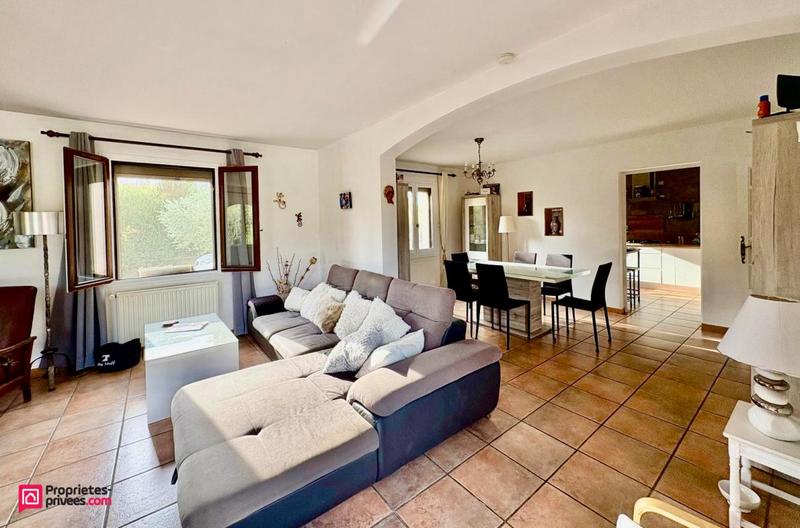 Villa - 220 m² - 7 pièces