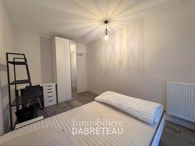 Appartement - 112 m² - 5 pièces