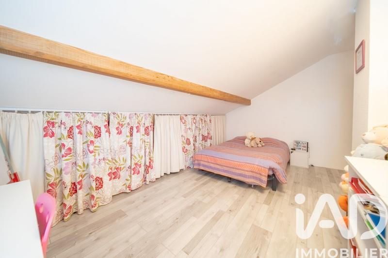 Maison - 104 m² - 5 pièces