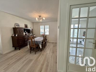 Maison - 122 m² - 5 pièces