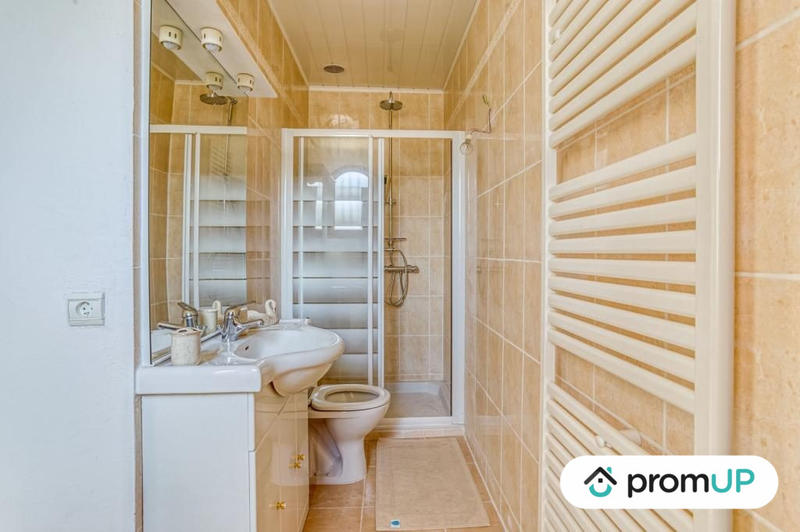 Maison - 164 m² - 6 pièces