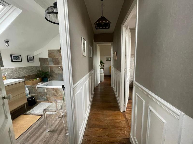 Immeuble - 130 m² - 6 pièces