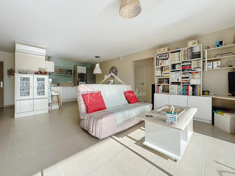 Appartement - 70 m² - 3 pièces