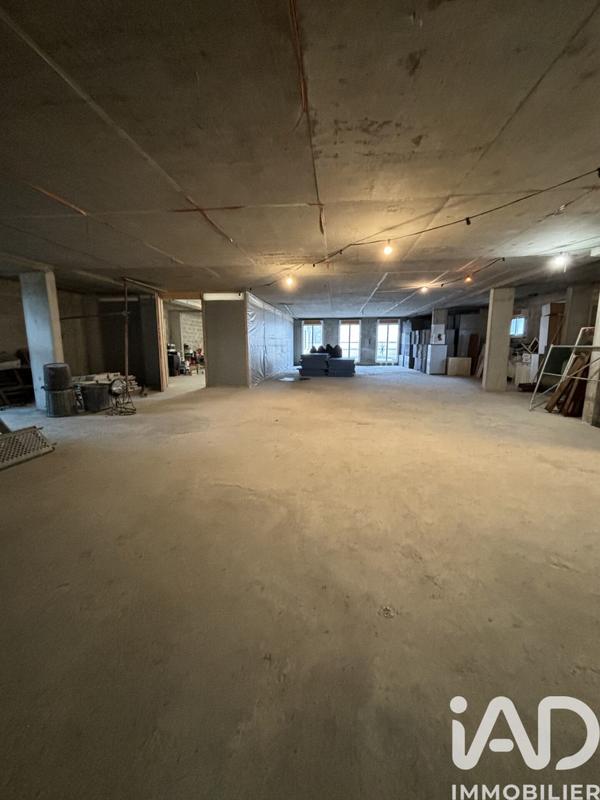 Immeuble - 1 600 m²