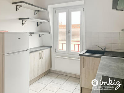 Maison - 185 m² - 12 pièces