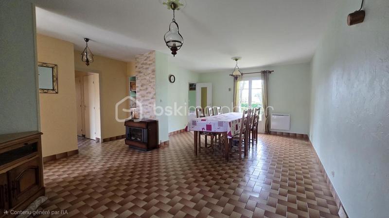 Maison traditionnelle - 81 m² - 4 pièces