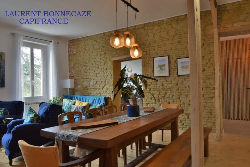 Maison - 283 m² - 6 pièces