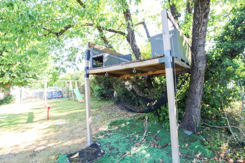 Maison - 251 m² - 12 pièces