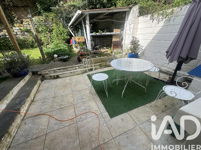 Maison - 150 m² - 8 pièces