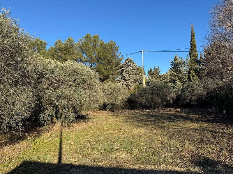 Terrain - 1 060 m²