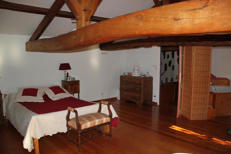 Maison - 406 m² - 11 pièces