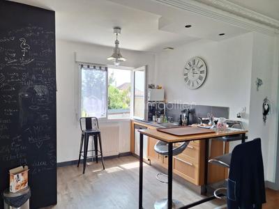 Maison - 73 m² - 5 pièces