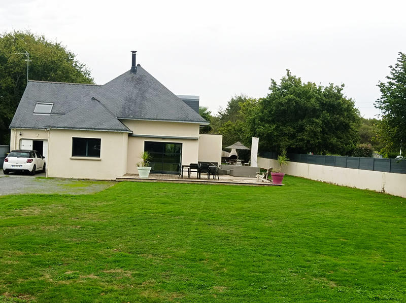 Maison - 146 m² - 7 pièces