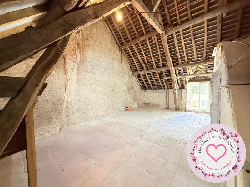 Maison - 93 m² - 4 pièces