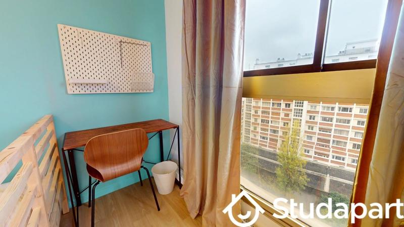 Chambre - 9 m² - 1 pièce