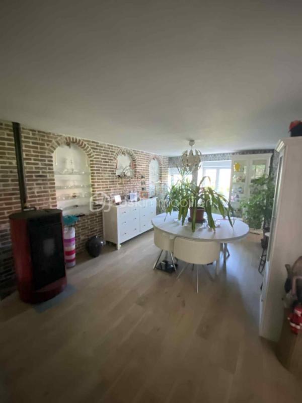 Maison - 137 m² - 7 pièces