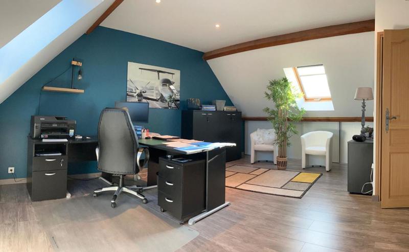 Maison - 170 m² - 9 pièces