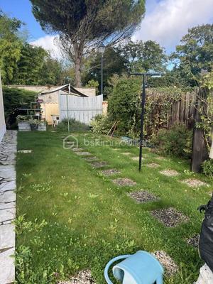 Maison traditionnelle - 135 m² - 5 pièces