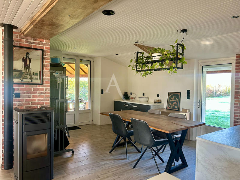 Maison - 176 m² - 6 pièces