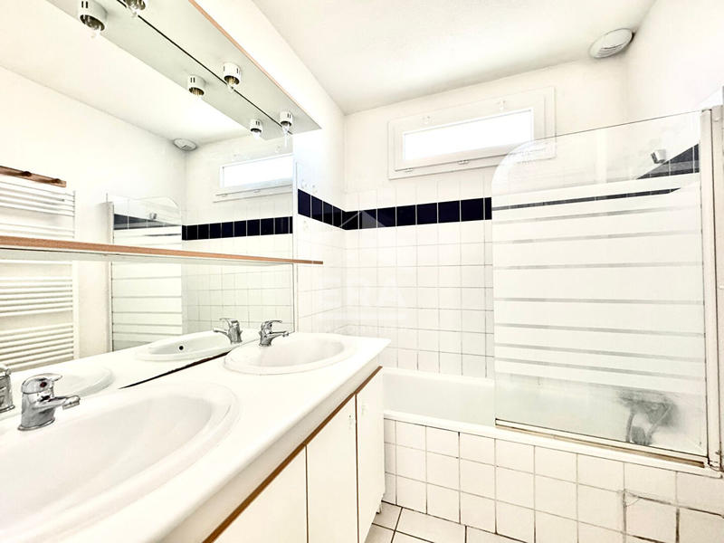 Maison - 84 m² - 4 pièces