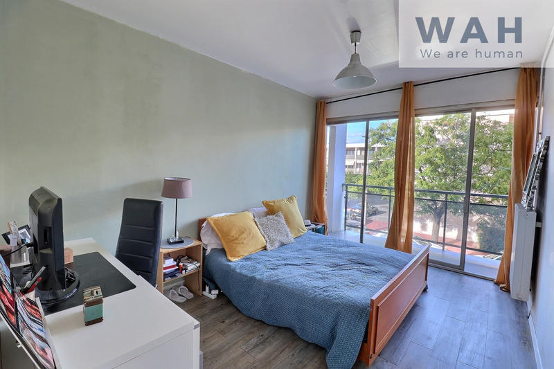 Appartement - 97 m² - 5 pièces